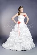 Wedding dress TW0187B - Wedding dress TW0187B A-line taffeta ruffles voluminous strapless red flower train 1