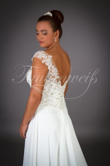 Wedding dress TW0001B - Wedding dress TW0001B v-neck vintage lace beadings chiffon detachable train 2