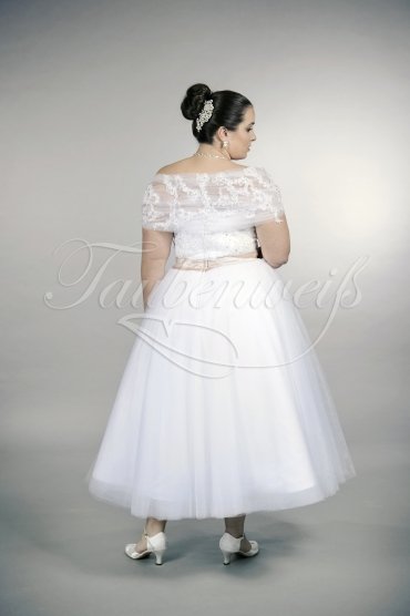 Wedding dress TW0168B - Wedding dress TW0168B tea-lengh plus size XXL tulle lace beadings off-shoulder stola colored belt 3